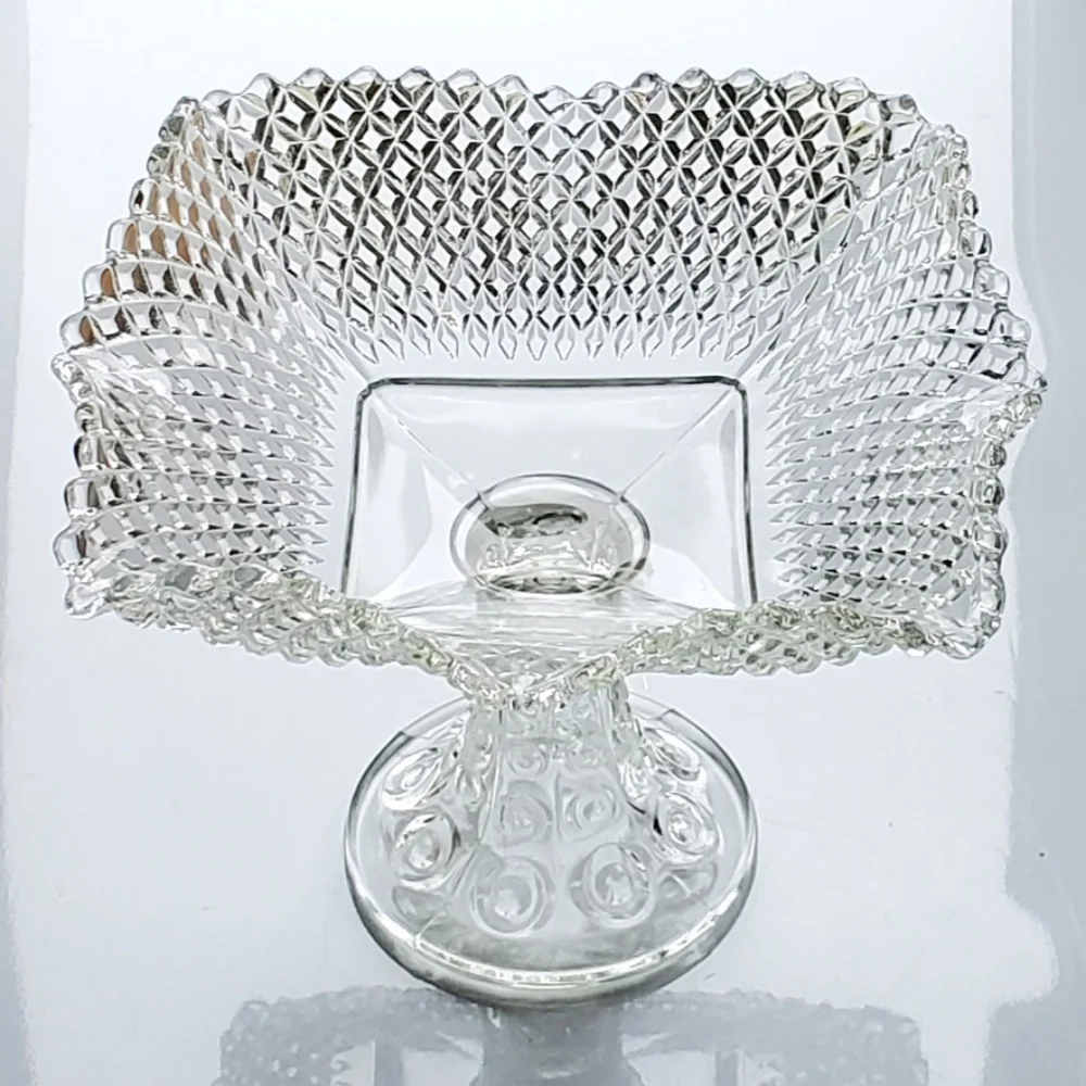 1950s L.E. Smith Diamond Point Ruffle Edged Compote - Picture 2 of 16